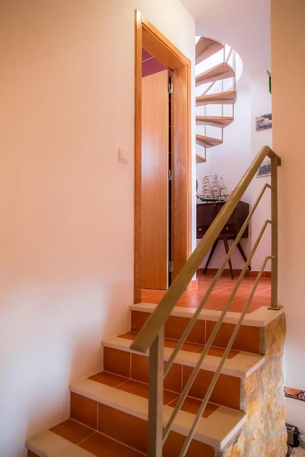 B&B Do Paco Lagos Bed & Breakfast